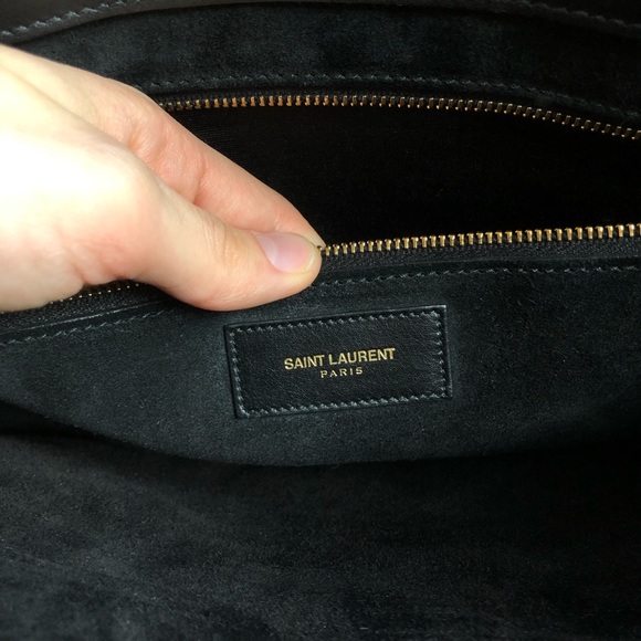 Large Yves Saint Laurent Sac De Jour Tote - Picture 4 of 8